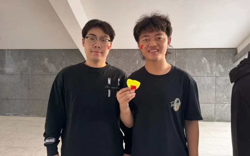 微信图片_2025-10-19_221448_333.jpg