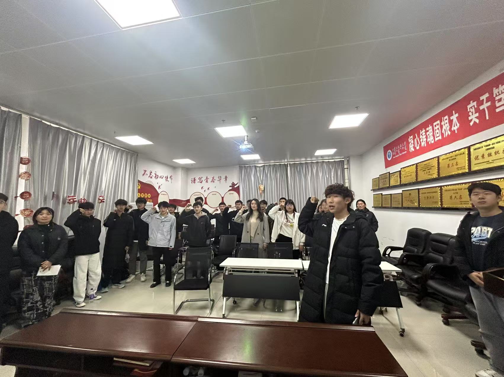 微信图片_20250403213108.jpg